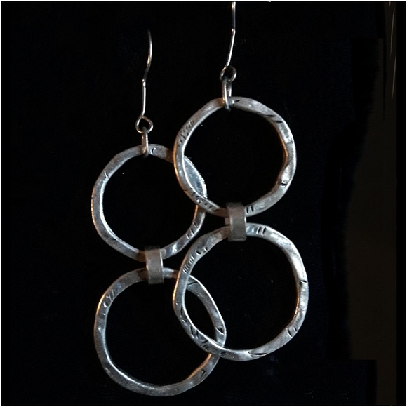 Brand New Earrings - Picture 3 of 7